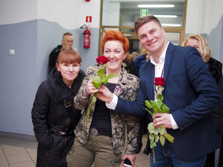 Dzień Kobiet na wesoło. W Pajęcznie wystąpił Marcin Daniec [ZDJĘCIA]