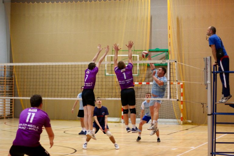 3 kolejka Pajęczańskiej Powiatowej Ligi Piłki Siatkowej