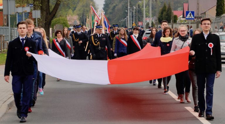 Uroczyste obchody Święta Konstytucji 3 Maja w Pajęcznie i Działoszynie [ZDJĘCIA]