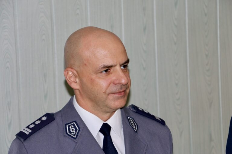 Komendant powiatowy policji zatrzymał sprawców pobicia