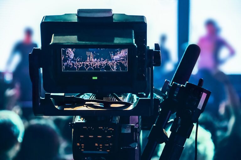 Jak przygotować się do zlecenia realizacji filmu reklamowego dla swojej firmy?