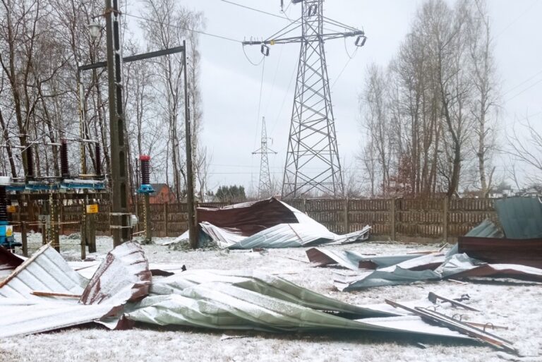 Awaria sieci energetycznej po przejściu burzy śnieżnej