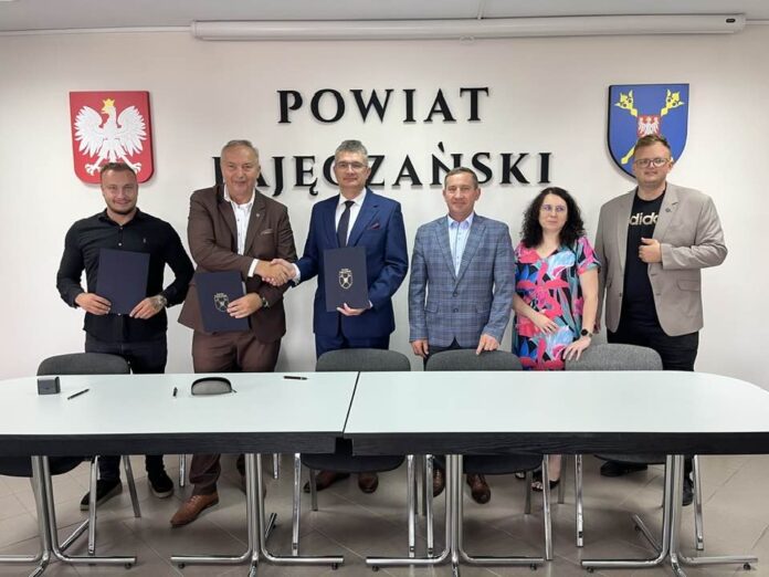 umowa-podpisanie-droga-patrzykow1