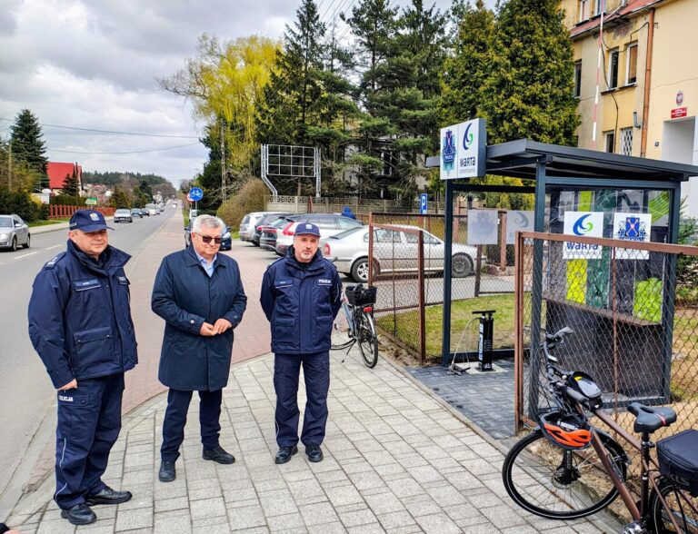 Odblaskowy Punkt Rowerowy cieszy się dużym zainteresowaniem mieszkańców