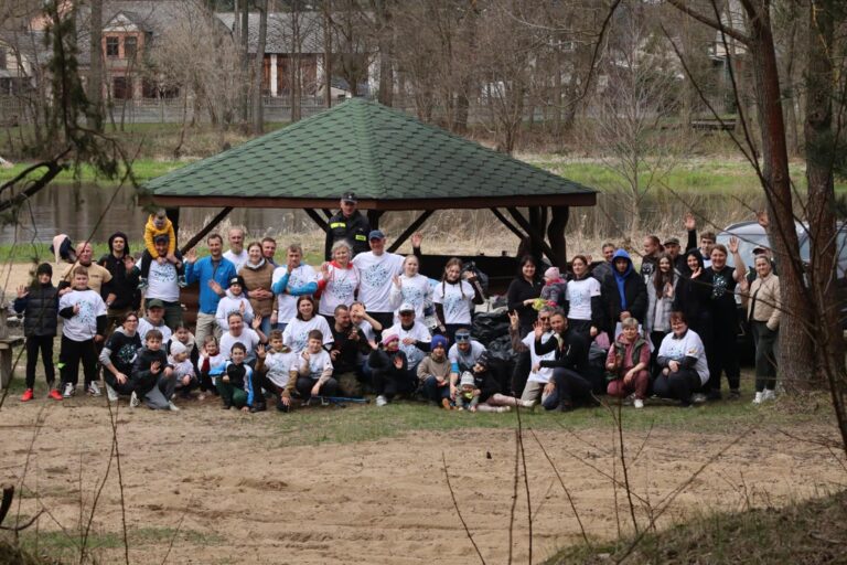 Wielki sukces pierwszej akcji sprzątania w Bobrownikach