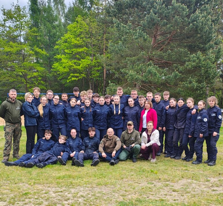 Kadeci z Działoszyna szkolili się na poligonie