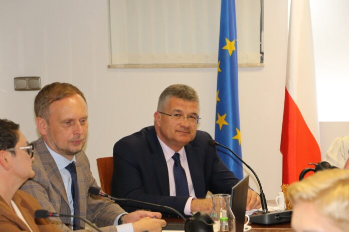 dariusz-tokarski-absolutorium-3